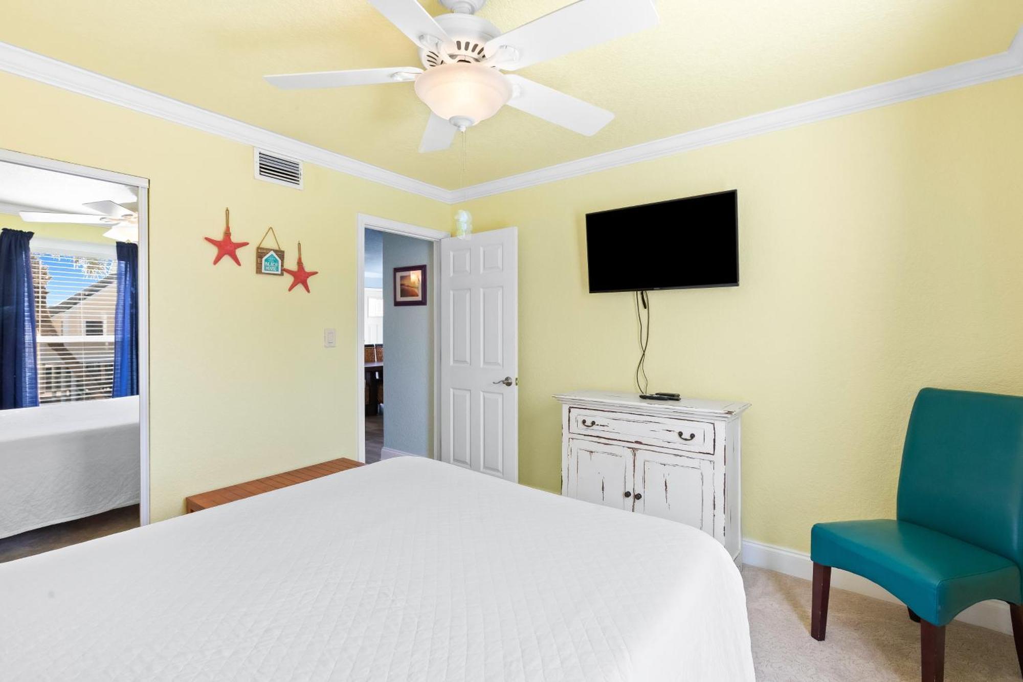 ​Sandpiper Cove Destin Rum bild